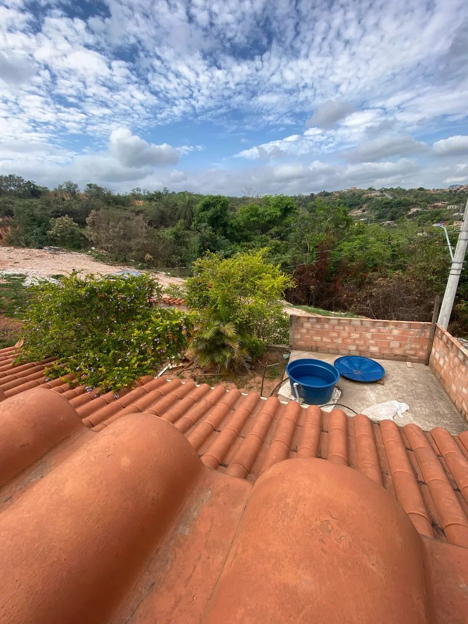 Vendo com urgência!! Casa encontra-se ALUGADA  - Foto 5