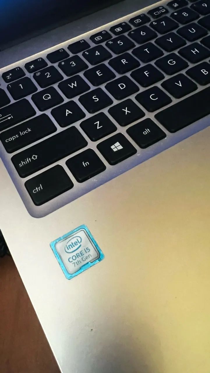 NOTEBOOK ASUS I5 NOVINHO 17 polegadas  - Foto 2