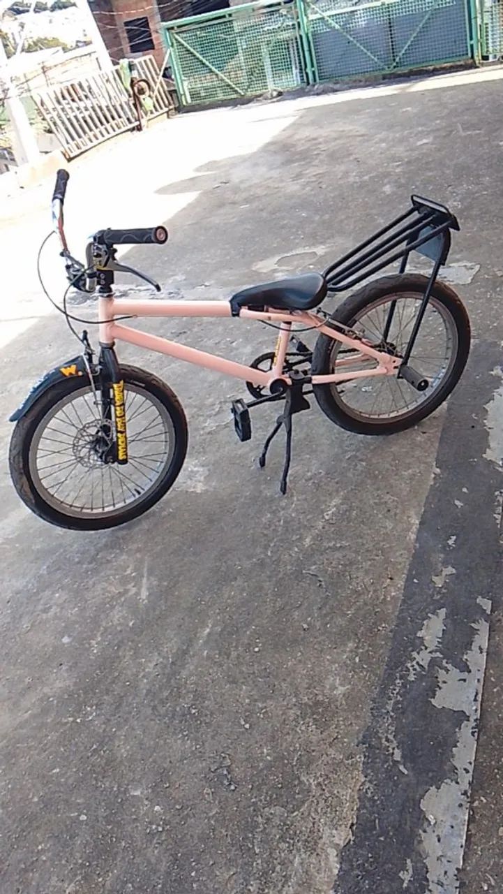 Bicicleta montadinha 