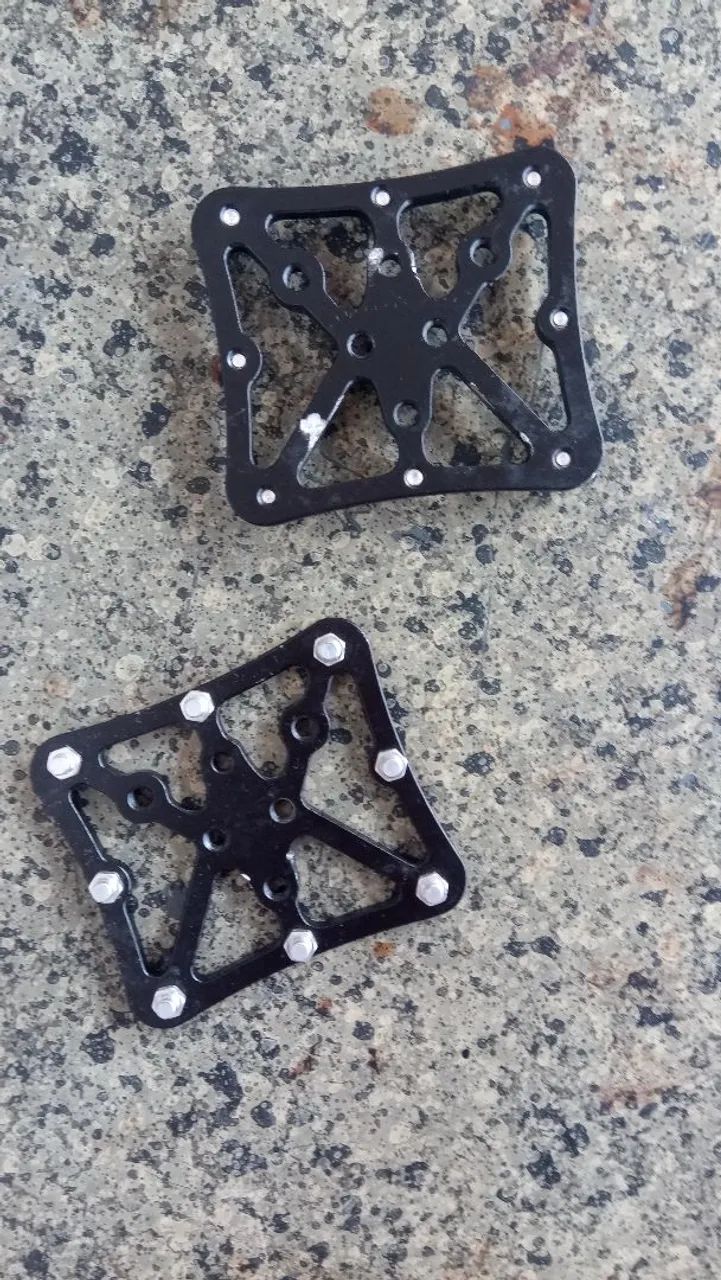 Plataforma para pedais de encaixe clipless)