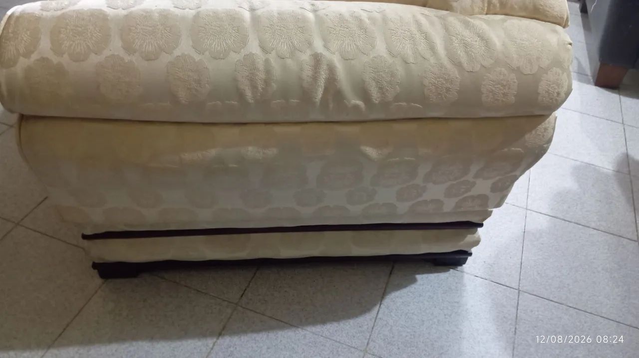 Sofá impecável  - Foto 5
