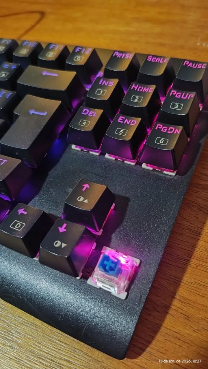 TECLADO MECÂNICO REDRAGON DARK AVENGER - Foto 5