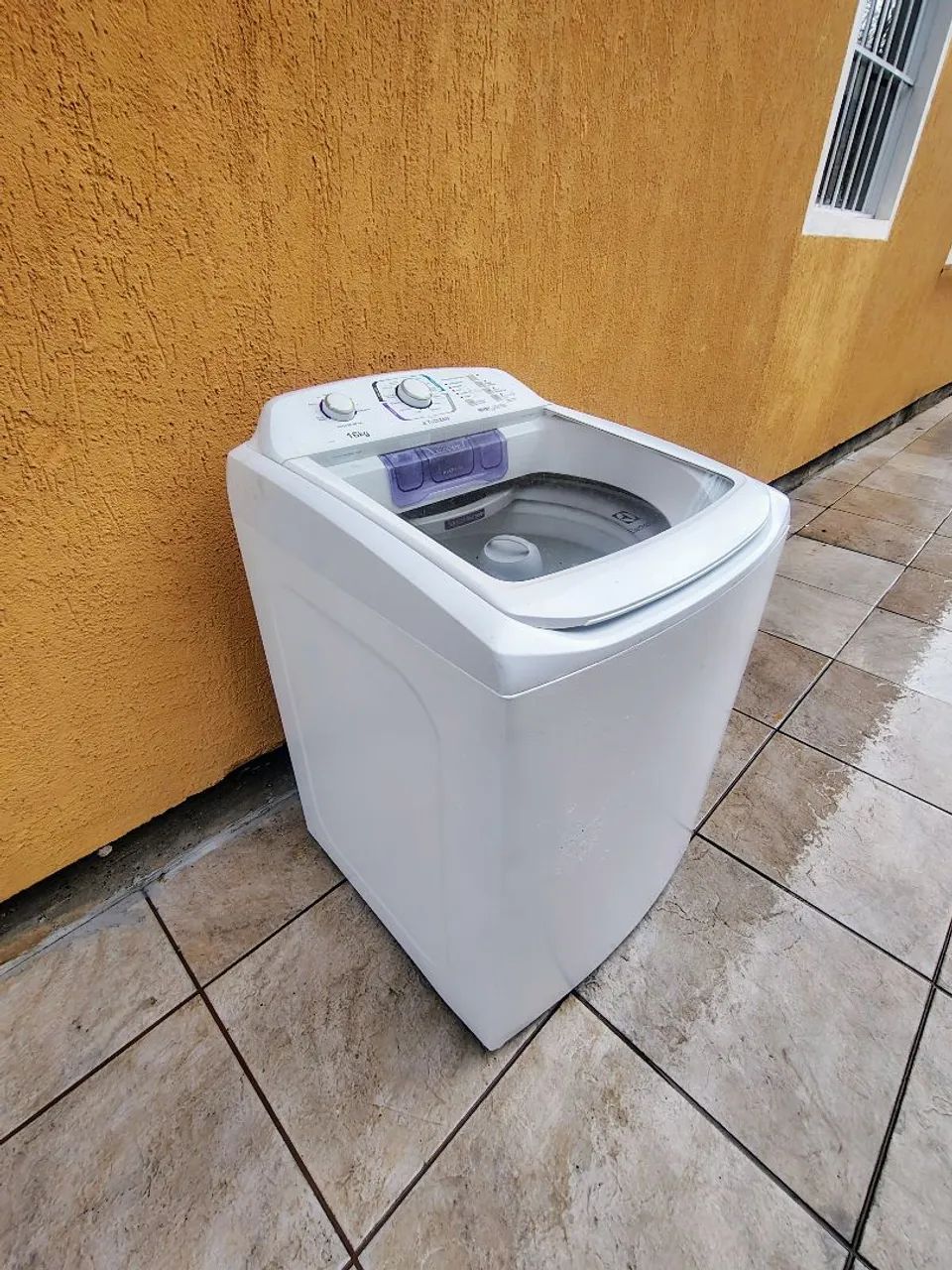 Lava roupas 13kg 