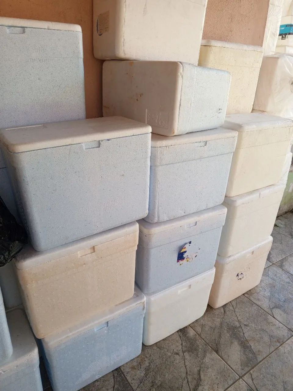 Caixa de isopor 24 litros  - Foto 2