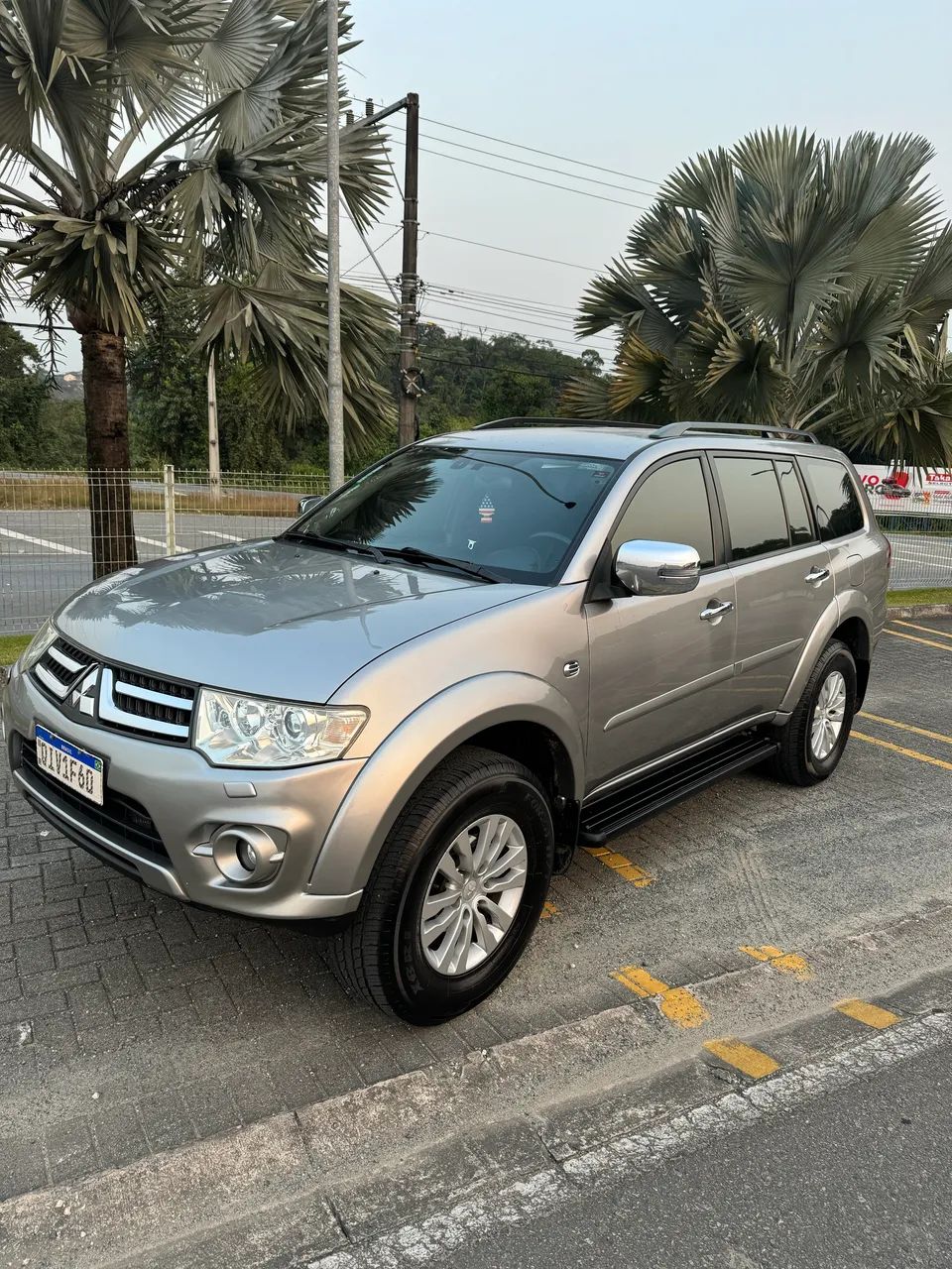 Mitsubishi Pajero 2016