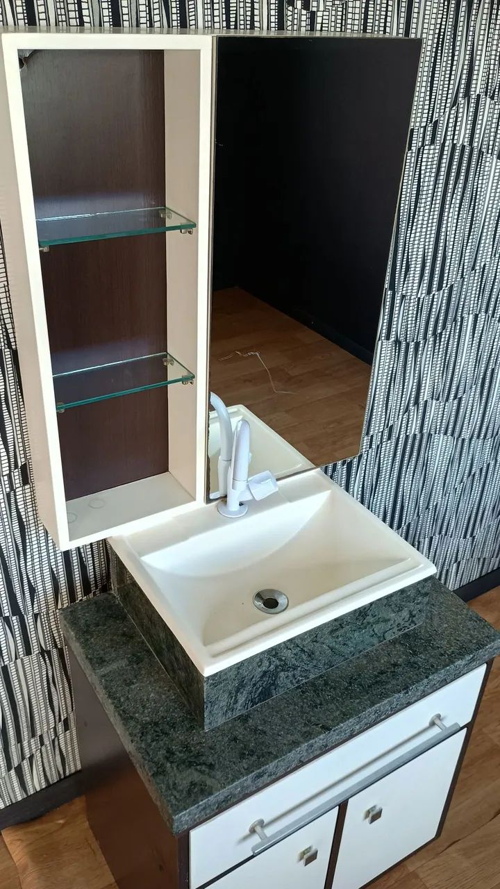 Armário de banheiro com granito e espelho  - Foto 5