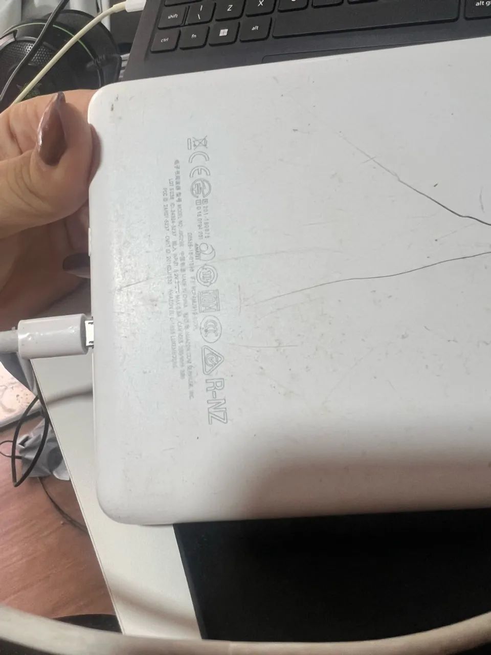 Kindle 10° geração com defeito, vendo para peças  - Foto 2