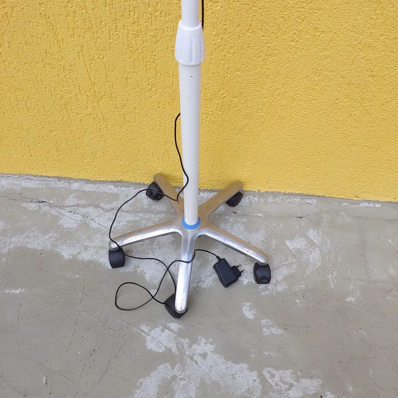 Lupa com pedestal  - Foto 5