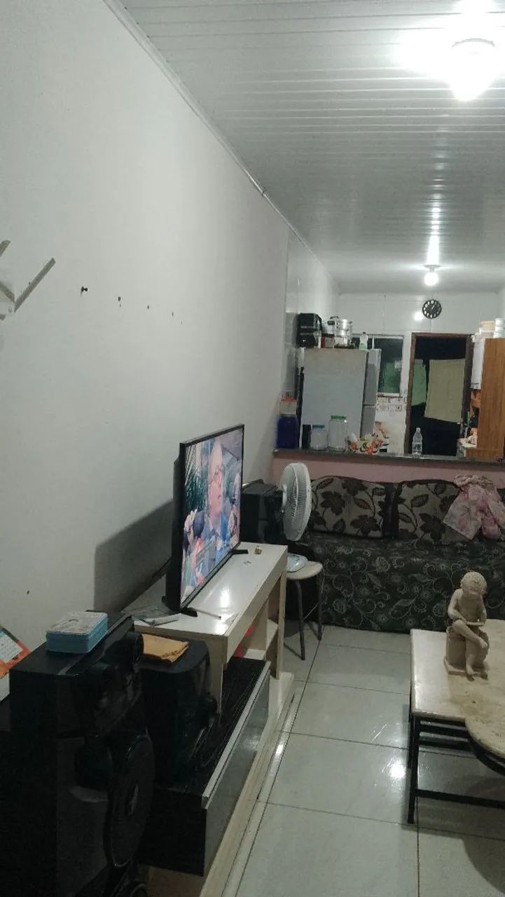 Vendo chave dessa linda casa valor 21.0000 mil