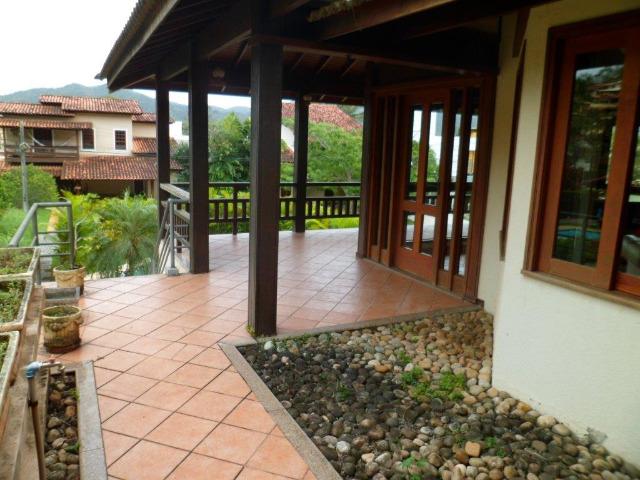 Mansão, ubá, 04 quartos, suíte, 5 vagas Piscina, localização privilegiada - Foto 9