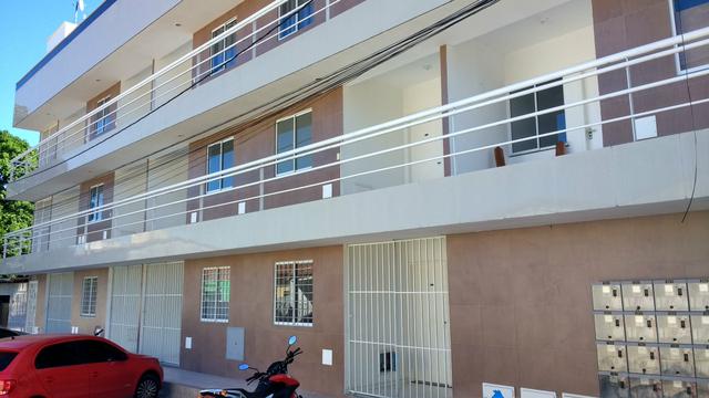 Lindo apartamento de cobertura ,,850.00 excelente localização com área de lazer privada