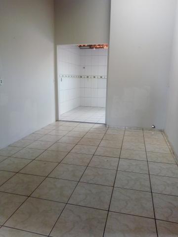 Alugo casa na cohab