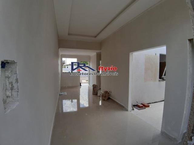 Linda casa com Jardim De Inverno no bairro Eucaliptos de Fazenda Rio Grande! - Foto 2