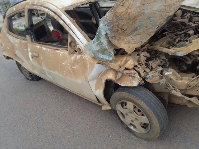 Ford Ka sucata baixada no detran - Foto 7
