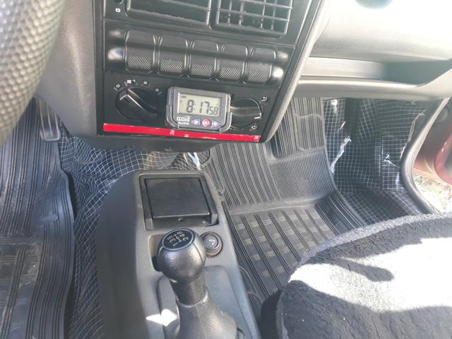Ano 95 4 peneus novos nada pra fazer - Foto 2