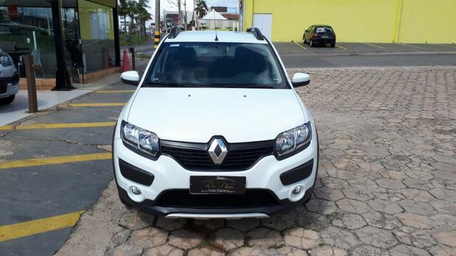 RENAULT SANDERO STEPWAY FLEX 1.6 16V 5P 2018 - 582723653  OLX