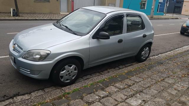 Celta 1.0 completo 2011 4 portas