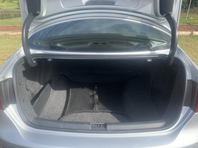 Jetta 2.0 confortline 2014 - Foto 8