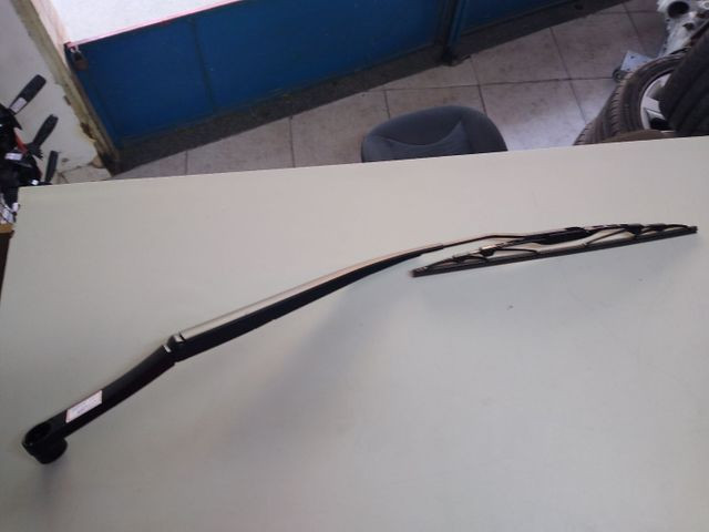 Haste limpador de para-brisa Hyundai HB20 (direito) - Original