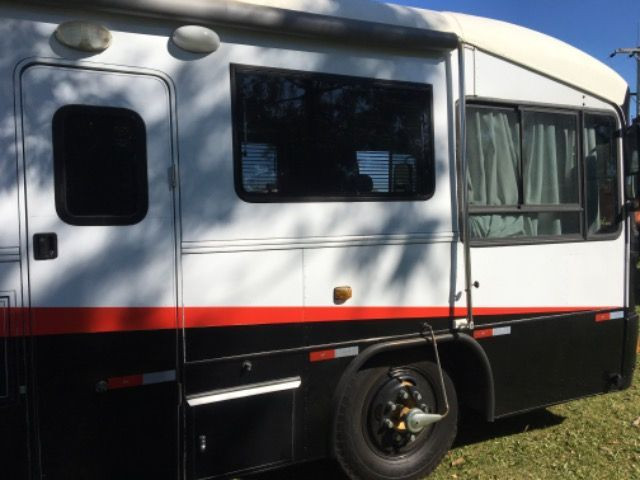 Motorhome montagem 2018 , todo refeito - Foto 17