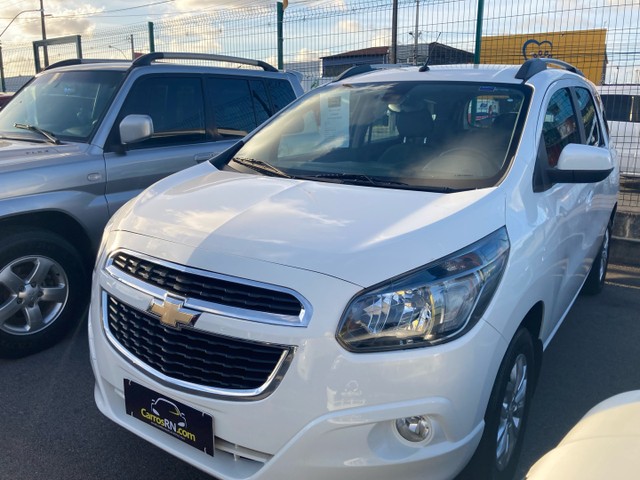 SPIN LTZ 1.8 7 LUGARES 2018 MANUAL