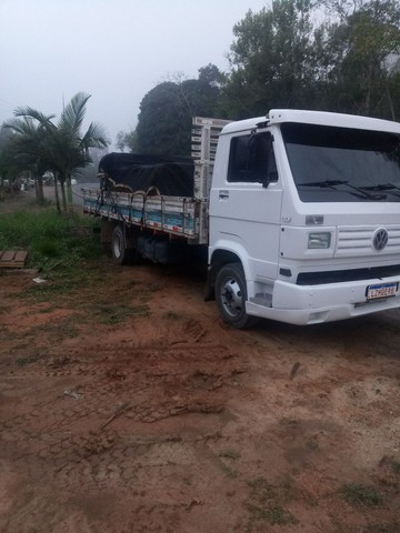 CAMINHAO VOLKSWAGEN