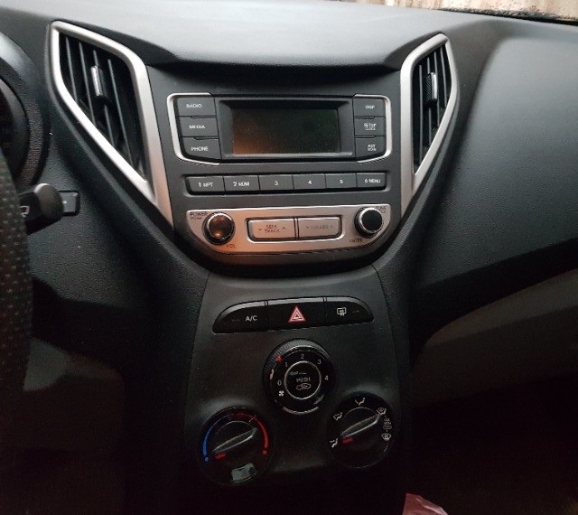 HYUNDAI HB 20S