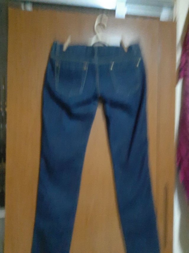 Calça jeans semi nova RS 20 tamanho  42 sápp *  - Foto 3