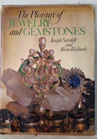 THE PLEASURE OF JEWELRY AND GEMSTONES 