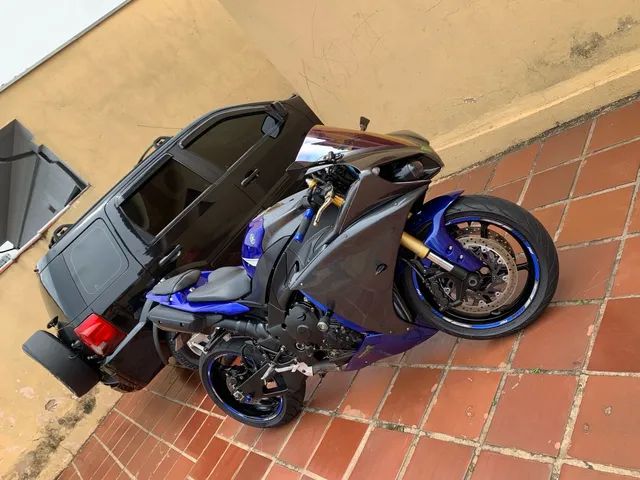 Chega às concessionárias a nova Yamaha YZF-R1