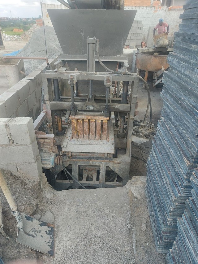 Máquina hidráulica para blocos cimento 