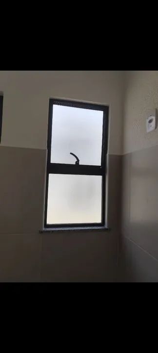 Porta de Alumínio com Vidro - Novo e basculante Novo - Foto 3