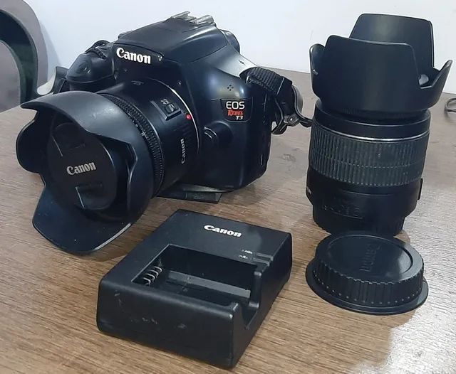 Câmera profissional canon T3 pouquíssimos clicks