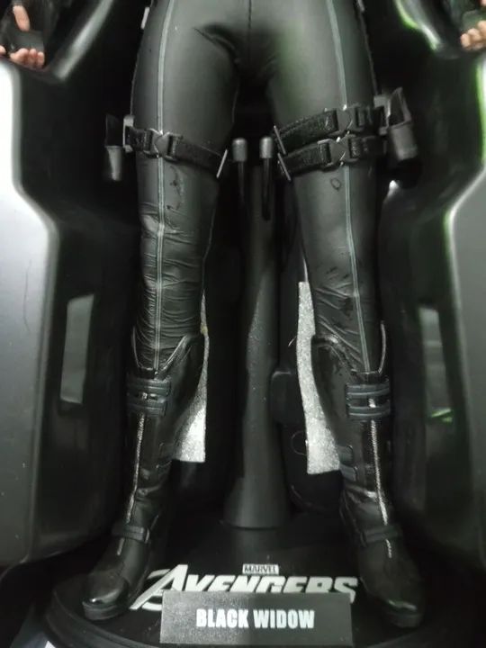 Viúva negra hot toys avengers boneco figura 1/6 30cm - Foto 5