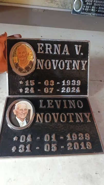 Placa fúnebre em alumínio  - Foto 2
