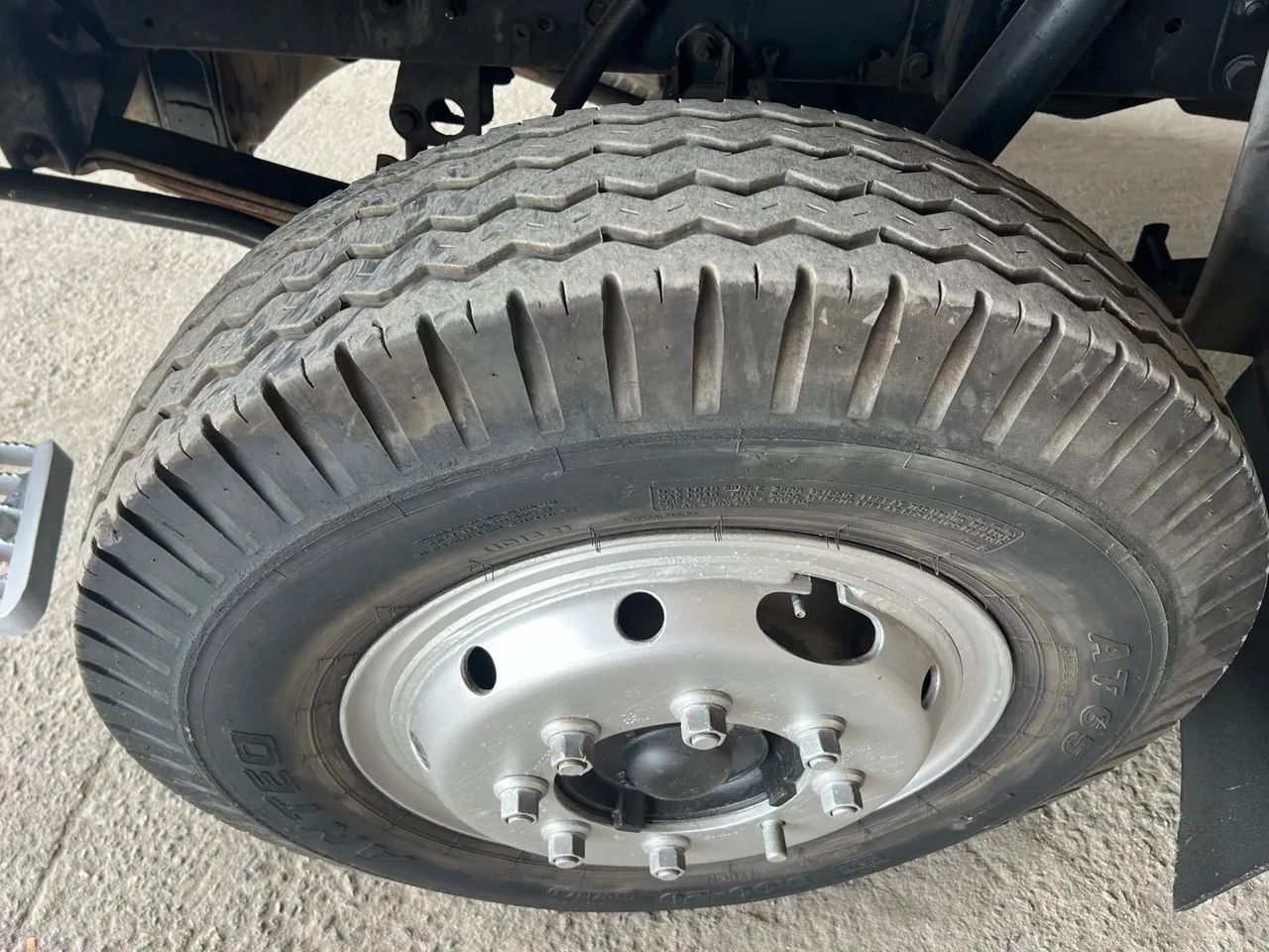 Volkswagen 13-170  - Foto 11