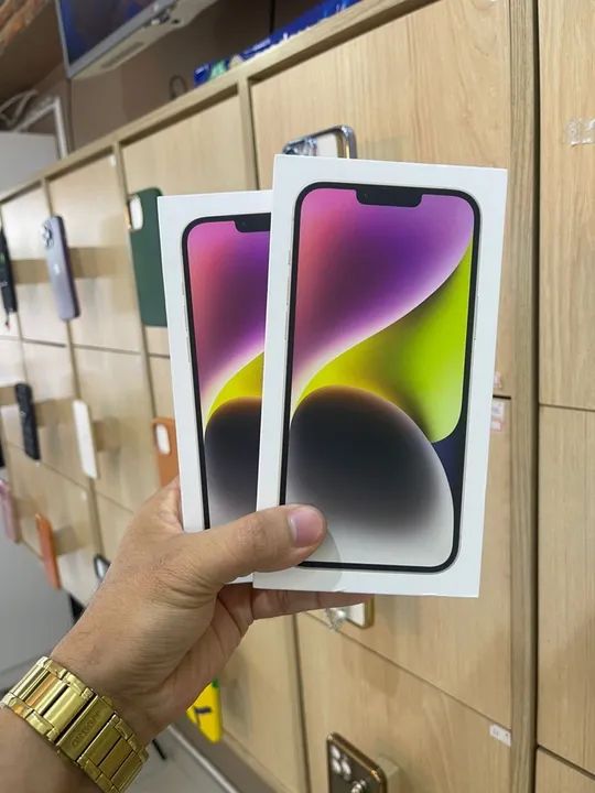 iPhone 14 midnight 