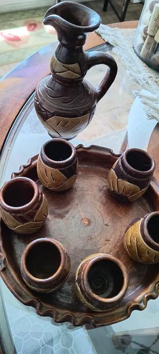 Conjunto de Jarro e Copinhos Decorativos em Cerâmica - Foto 5