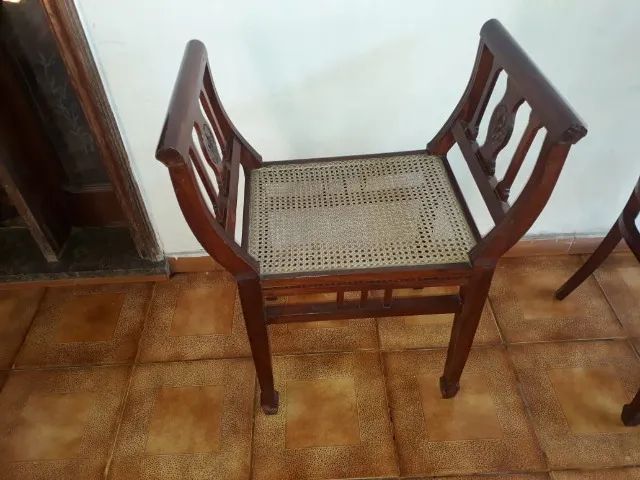 Cadeira antiga em palinha  - Foto 4
