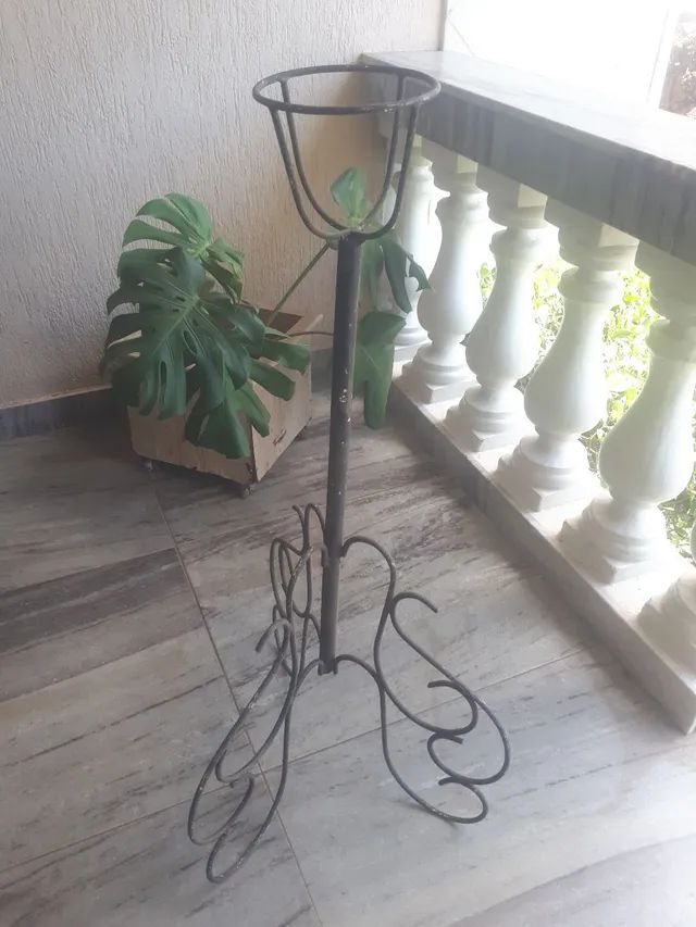 Suporte de Ferro Maciço Para Vaso Arranjo de Flores Vários