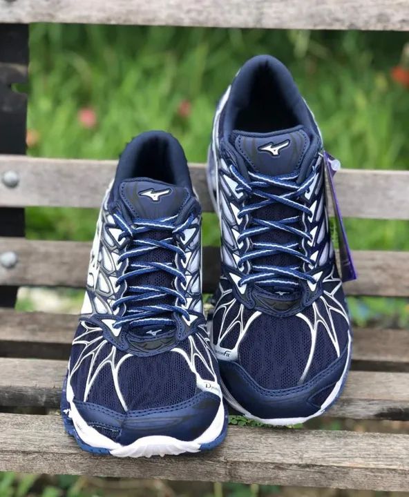 Tênis Mizuno pro  final do ano branco ? - Foto 2