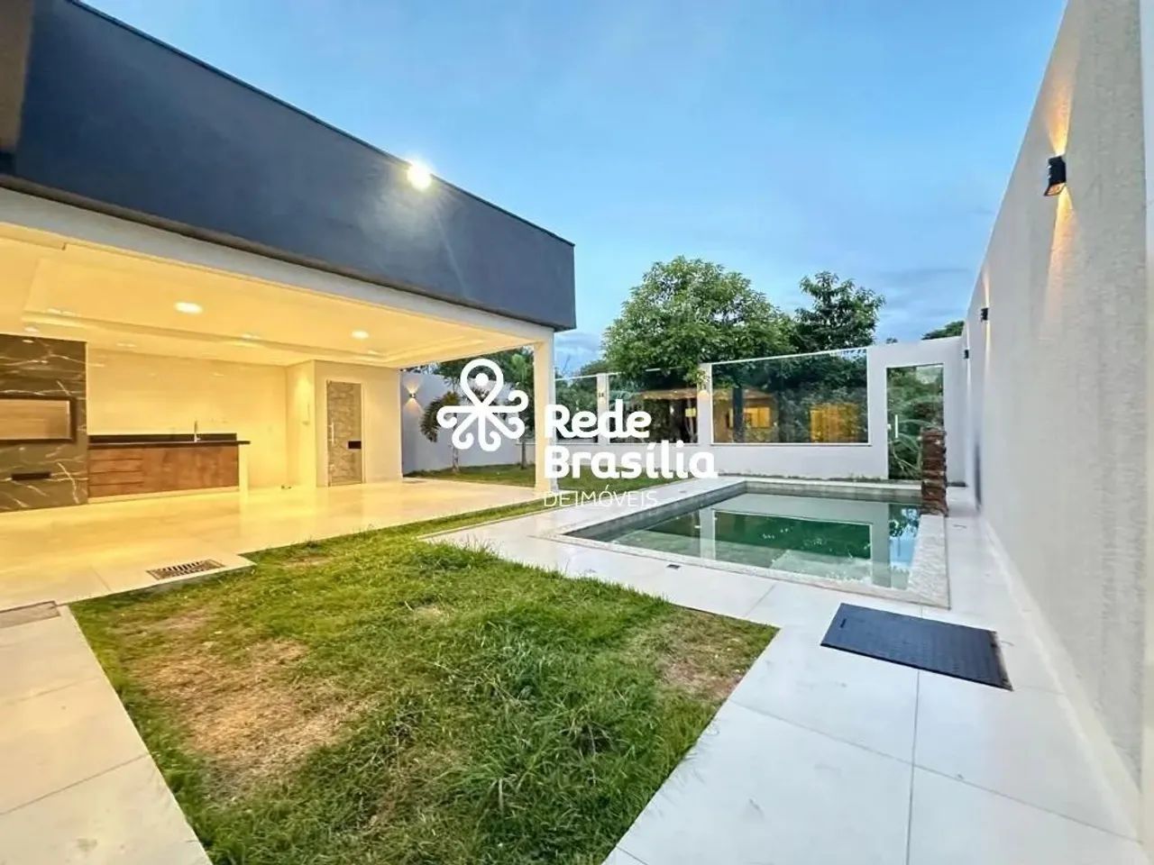 Casa com 3 dormitórios para alugar por R$ 13.804,00/mês - Setor Habitacional Vicente Pires