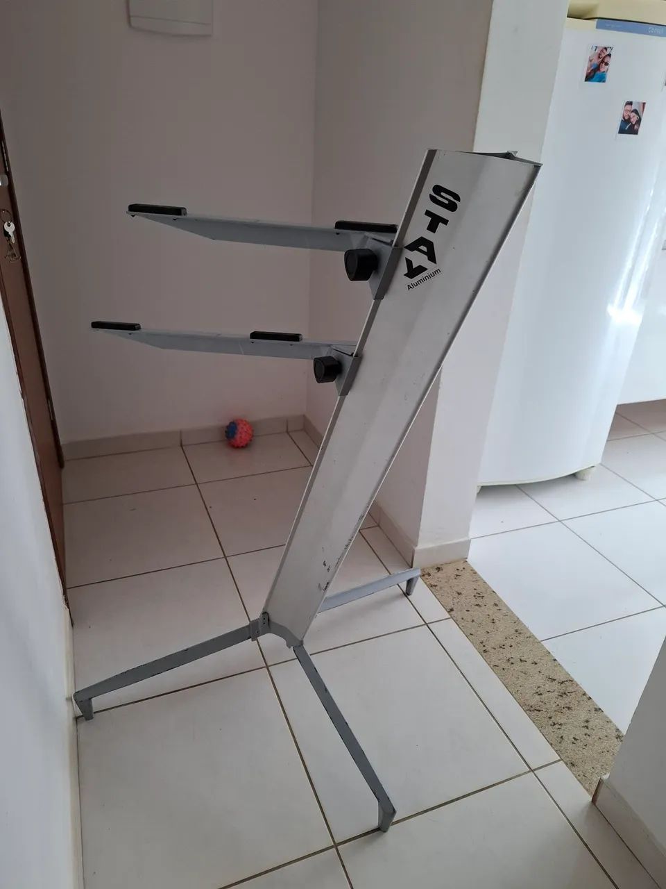 Suporte para teclado Stay alumínio 1300/2