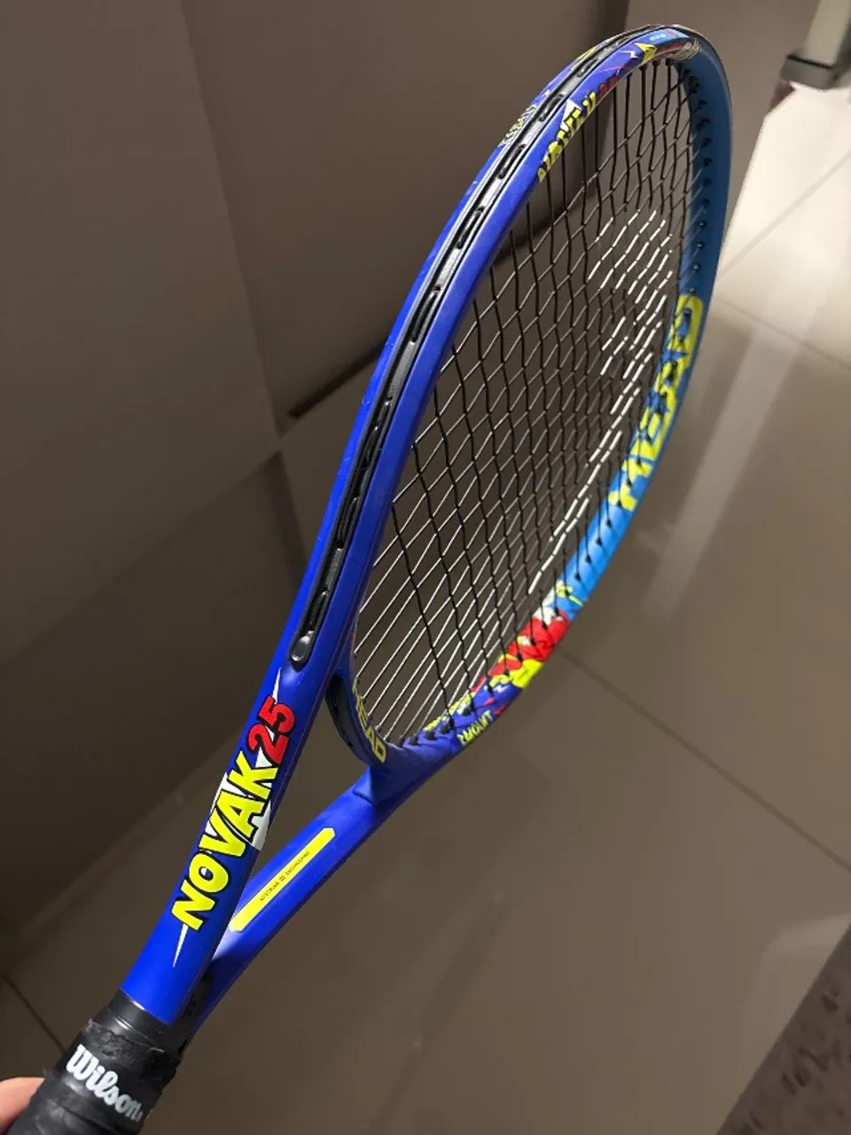 Raquete de tênis HEAD infantil NOVAK 25 - idade de 8 a 10 anos.