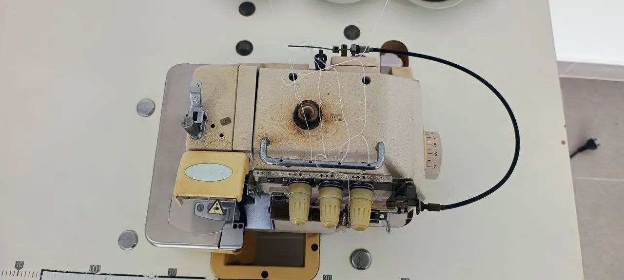 Máquina de Costura Overlock Industrial PLAYA - Foto 4
