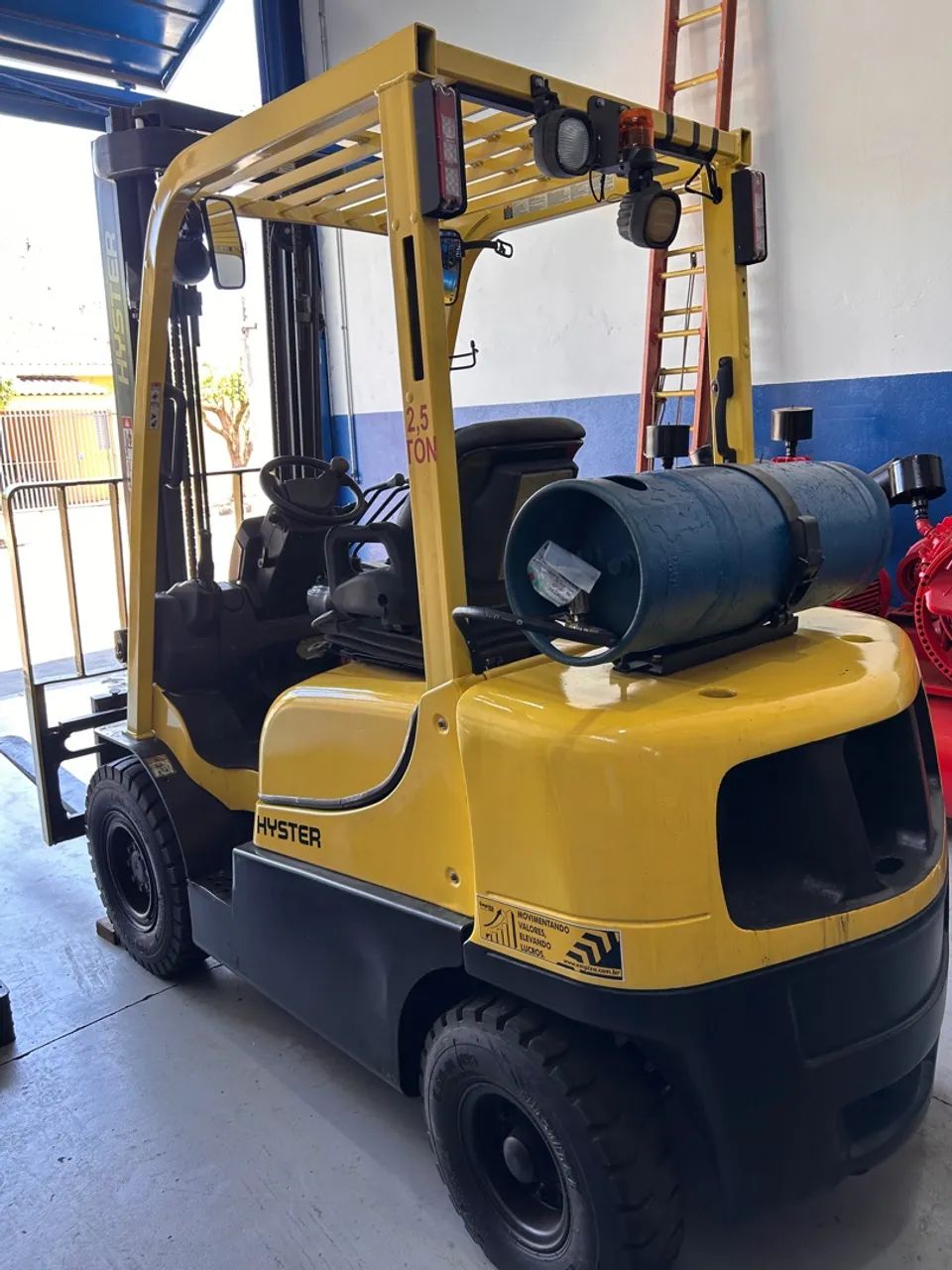 Empilhadeira Hyster  - Foto 2