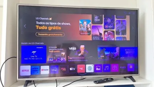 TV smart de 43 LG com acesso a LG Channels e diversos aplicativos