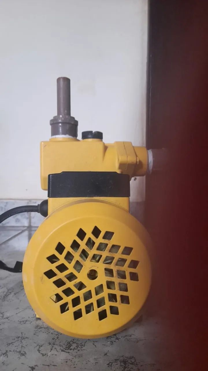 Bomba D?água 