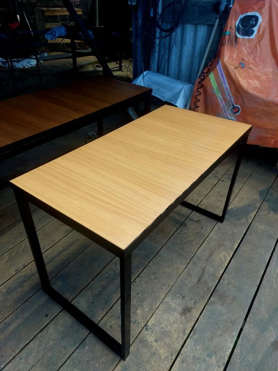 Mesa de Escritório com design moderno e elegante - Foto 2