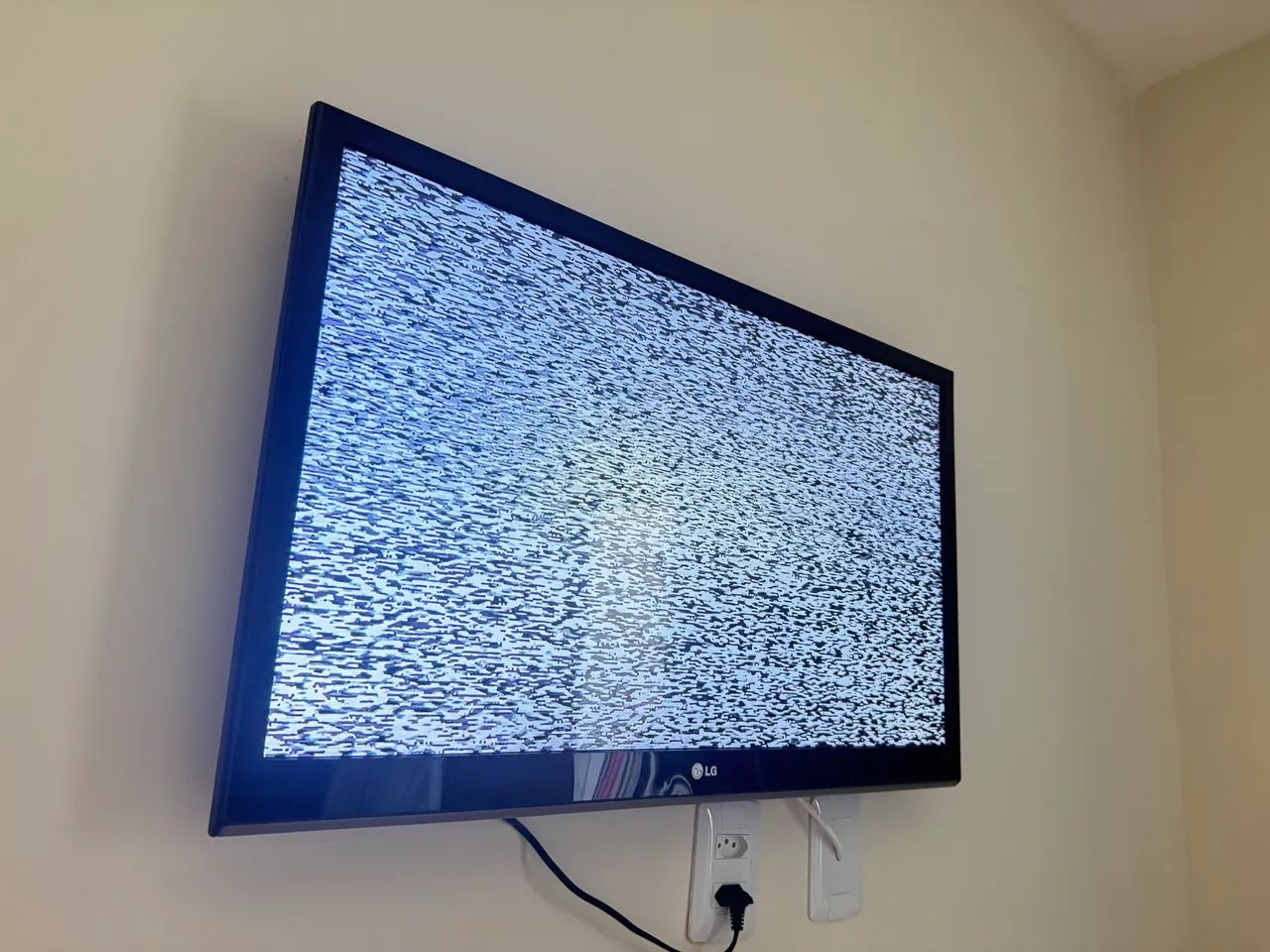 Vendo TV LG - Foto 2